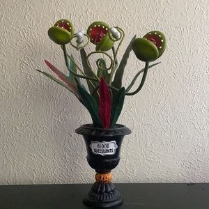 Hyde & Eek Ghoulish Garden Blood Succulents